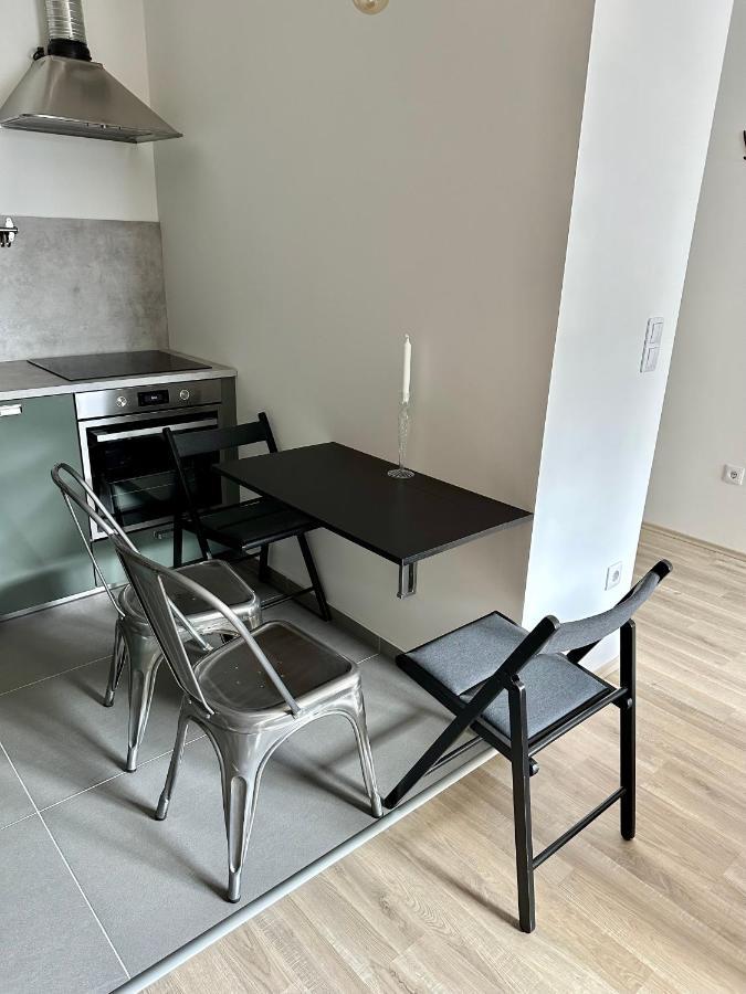 בודפשט Cityscape Apartment ~ Ac/Indoor Parking/Balcony מראה חיצוני תמונה