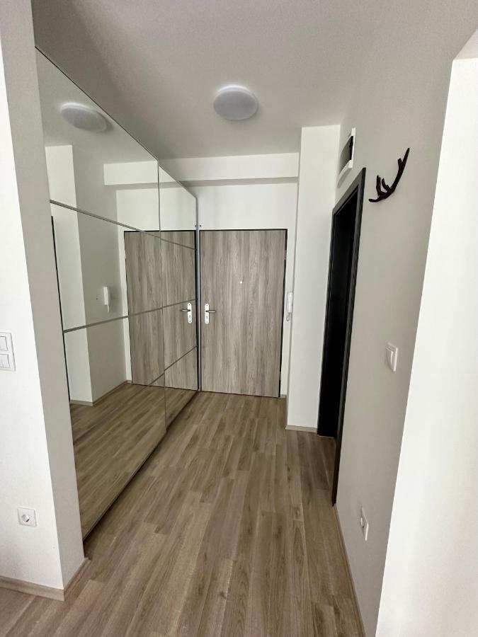 בודפשט Cityscape Apartment ~ Ac/Indoor Parking/Balcony מראה חיצוני תמונה