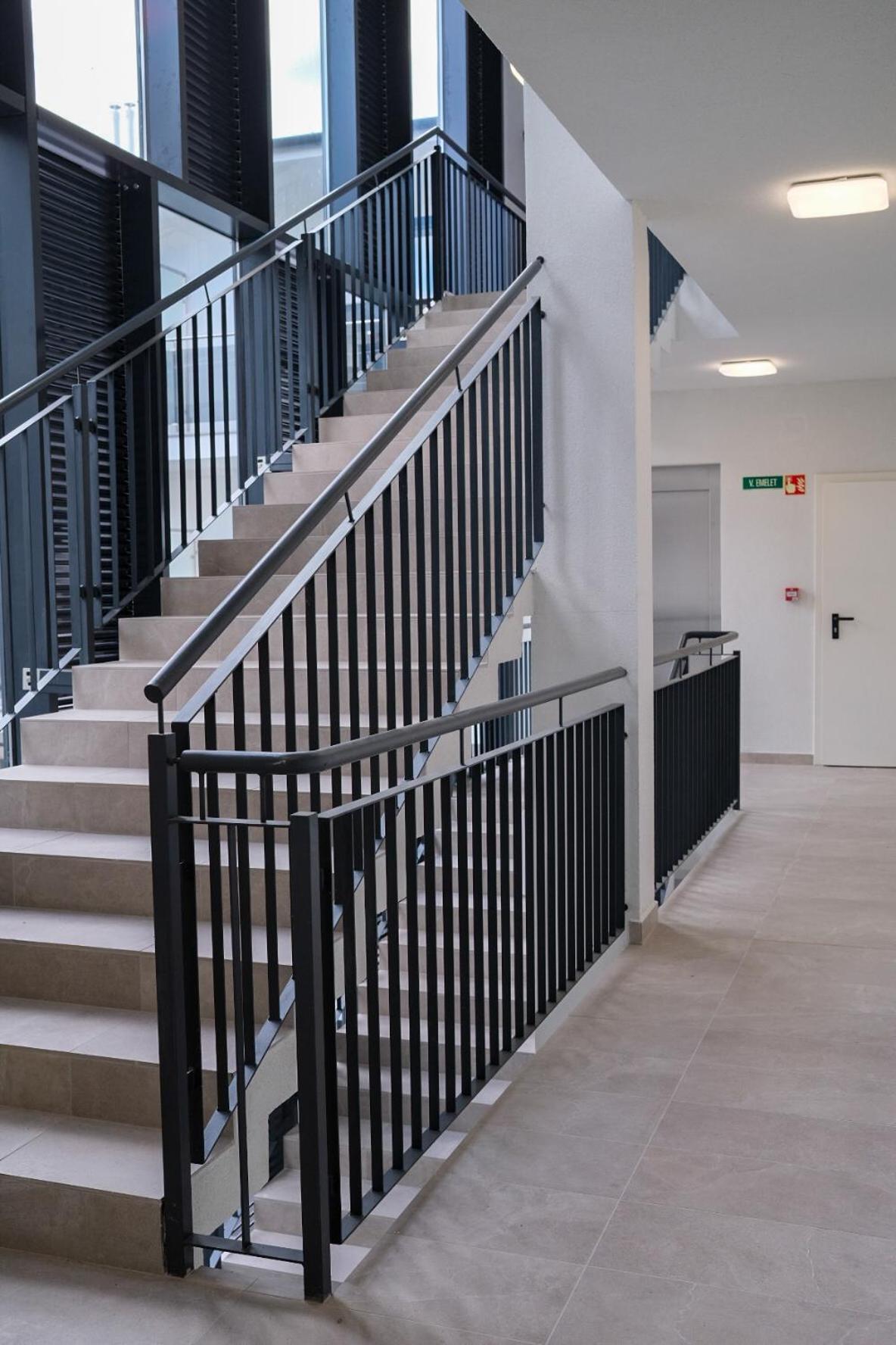 בודפשט Cityscape Apartment ~ Ac/Indoor Parking/Balcony מראה חיצוני תמונה